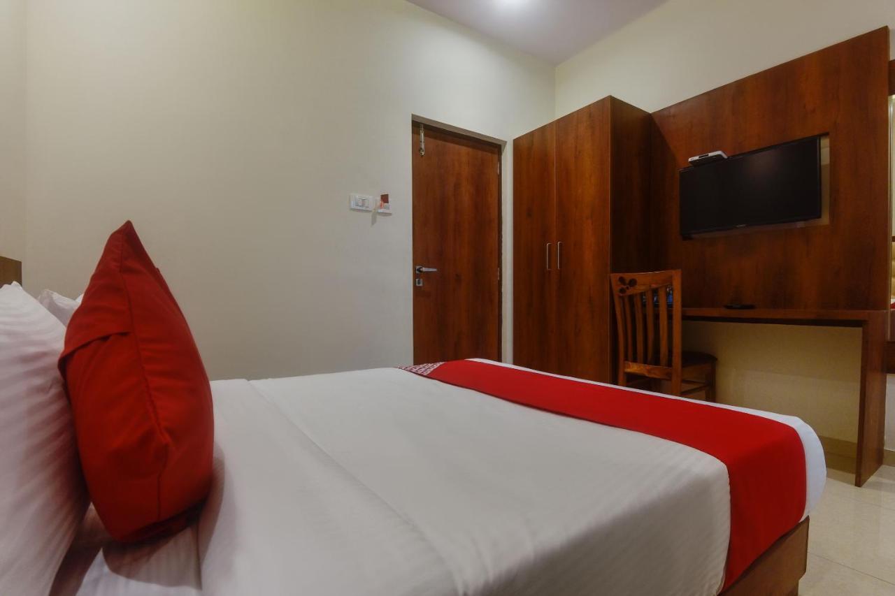 Oyo Shubham Residency Otel Bhiwandi Dış mekan fotoğraf